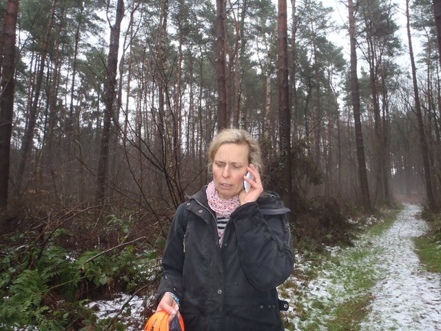 Alexandra ruft Zuhause an: Wo müssen wir lang?