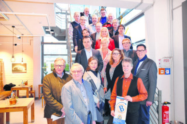 Die Gründungsmitglieder sowie die offiziellen Vertreter der Gemeinde Seevetal freuten sich über die Gründung des neuen Vereins