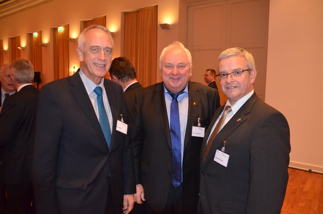 Politik im Gespräch: Jürgen Badur, (ehem. Bürgermeister der Stadt Buxtehude), Heiner Schönecke (MDL) und der Stader Landrat Michael Roesberg