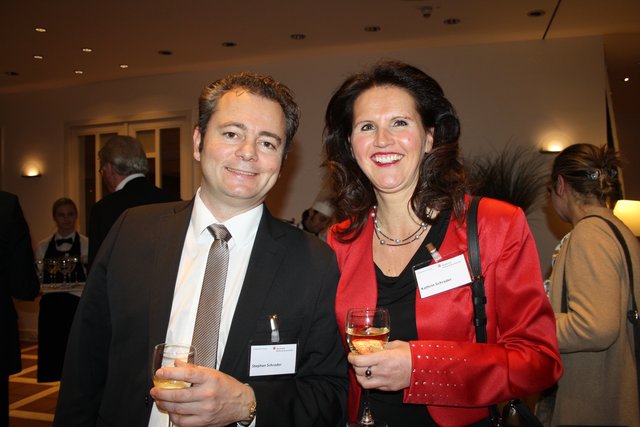 Stephan Schrader (Geschäftsführer WOCHENBLATT -Verlag Schrader GmbH & Co. KG) mit seiner Frau Kathrin Schrader