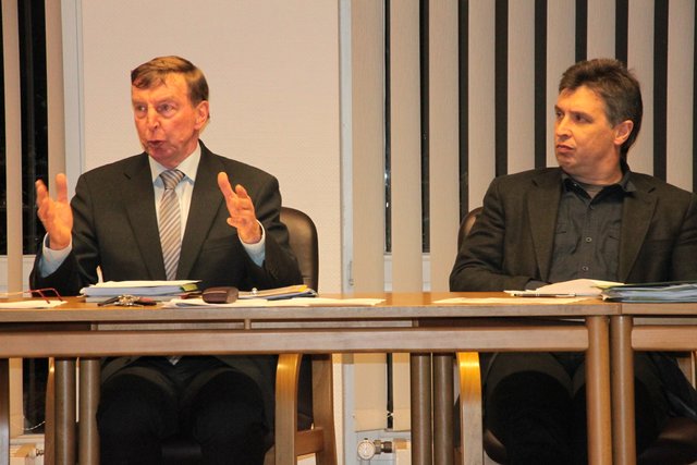 Bürgermeister Johann Schlichtmann und sein Verwaltungsvertreter Thorsten Liebeck (re.)