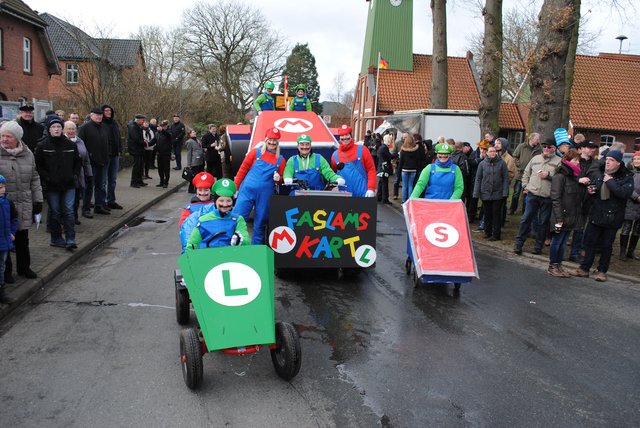 Stark am Start: das Team vom "Super Mario-Faslamskart"