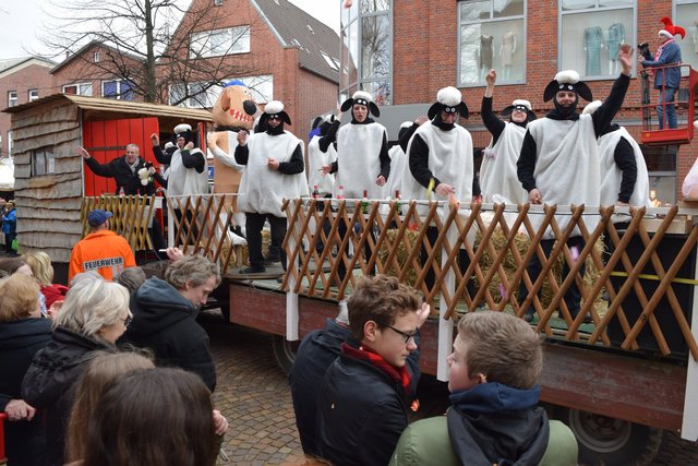 Impressionen: Stöckter Faslam