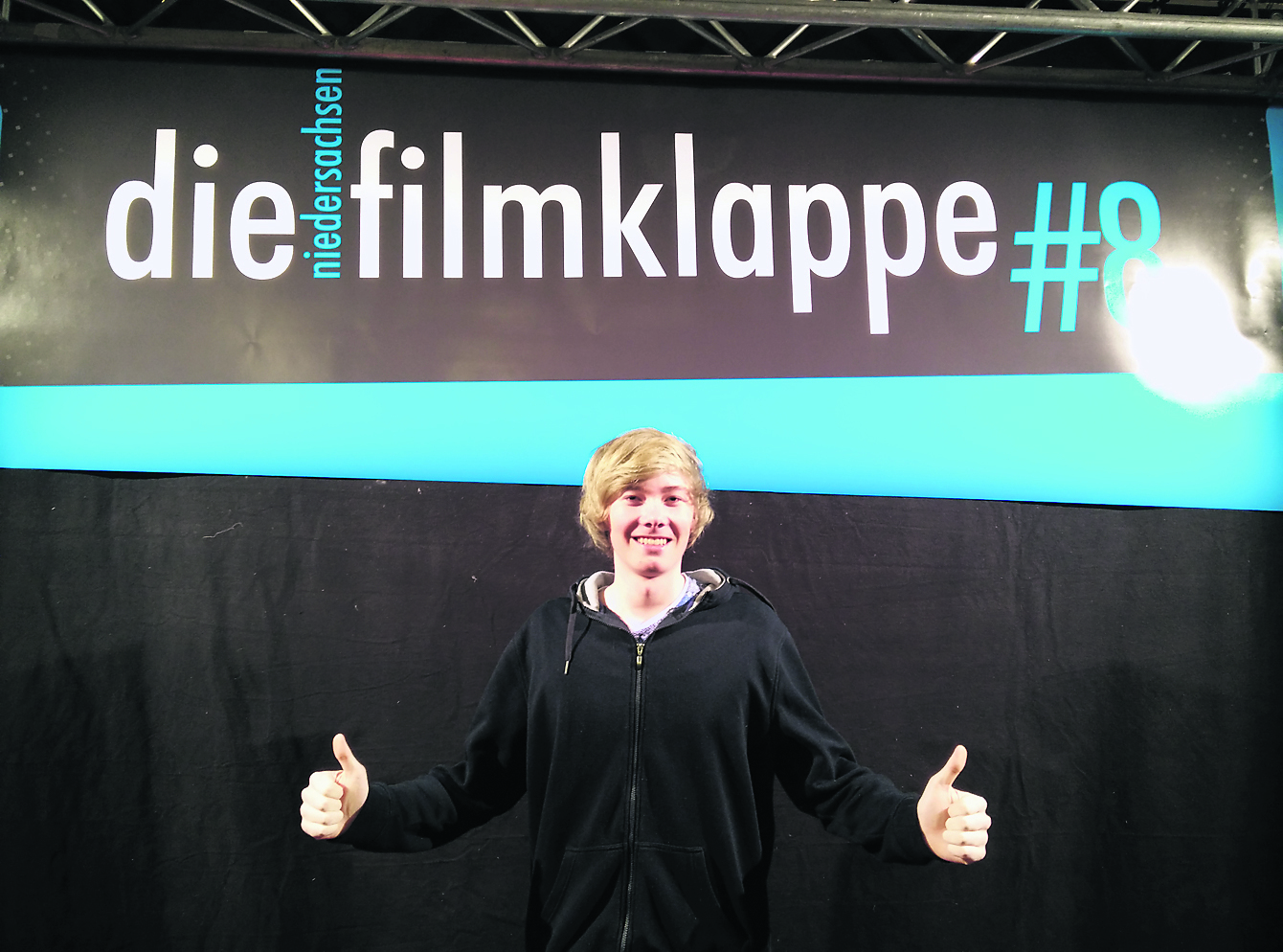 Daumen hoch für ein starkes Talent: Filmpreisträger Jakob Henri Michal