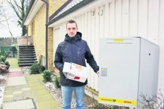 Ein Jahr hat es gedauert, jetzt ersetzt die DHL David Lobodzinski das gestohlene Smartphone