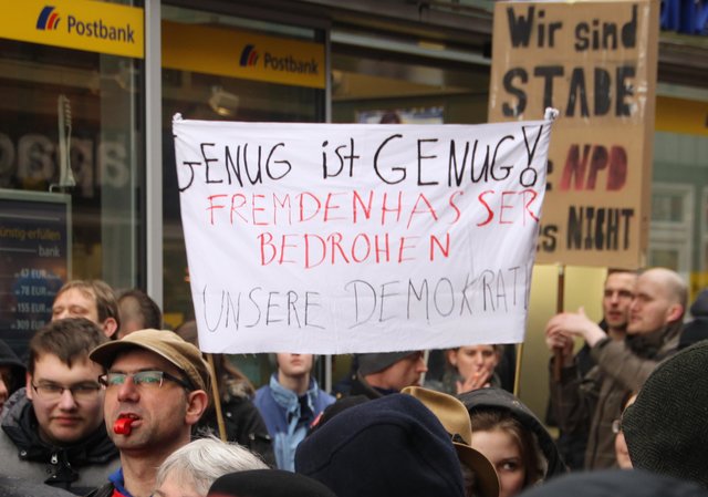 ...und gegen den Fremdenhass