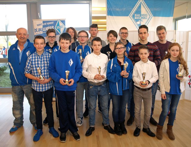 Die geehrten Fechter | Foto: Blau-Weiss Buchholz