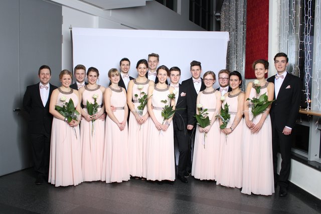 Nach dem erfolgreichen Debüt: Die Debütanten des zweiten Buchholzer Opernballs