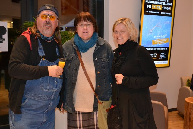 Erwin Hilbert mit einer ehemaligen Kollegin und seiner "Königin", Ehefrau Walburga (re.)