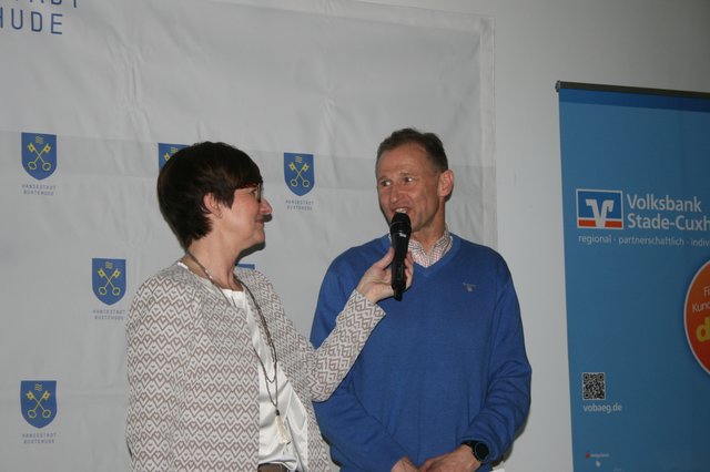 Katja Oldenburg-Schmidt im Gespräch mit Erk Heinßen