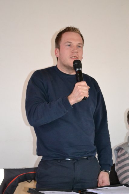 Nils Krause berichtete von den Einsätzen der Sanitätsgruppe. Die 29 Engagierten im Alter von 16 bis 60 Jahren leisteten im vergangenen Jahr 14.305 Stunden ehrenamtliche Arbeit. Sie absolvierten 70 Sanitätsdienste bei öffentlichen Veranstaltungen und nahmen 72 Hilfeleistungen vor