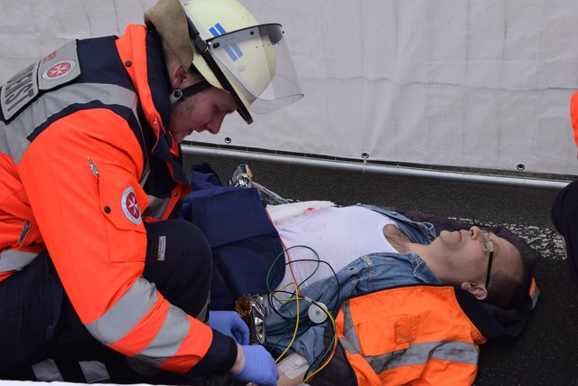 "Massenkarambolage" auf der A39: Großübung im Landkreis Harburg