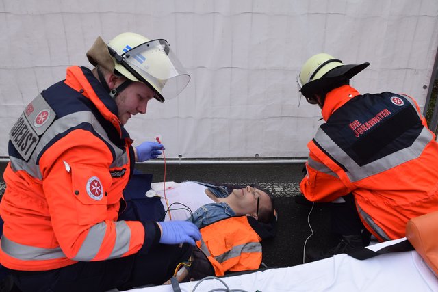 "Massenkarambolage" auf der A39: Großübung im Landkreis Harburg