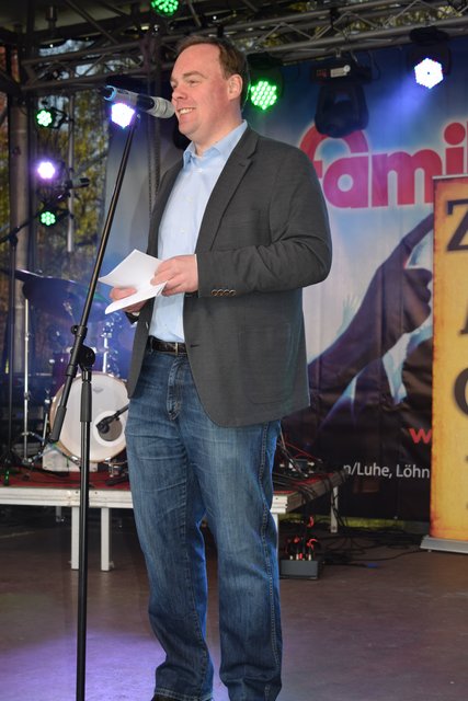 Eröffnungstag: André Wiese eröffnete Winsener Stadtfest