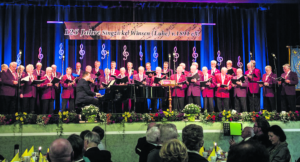 Traten als Gemeinschaft Winsener Männerchöre auf: der "Singzirkel" und der Männerchor