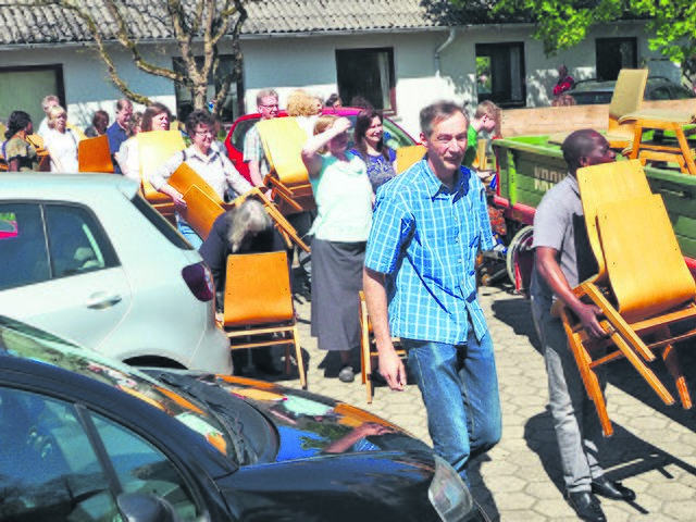 Beim Umzug halfen alle Mitglieder mit | Foto: FeG Hanstedt