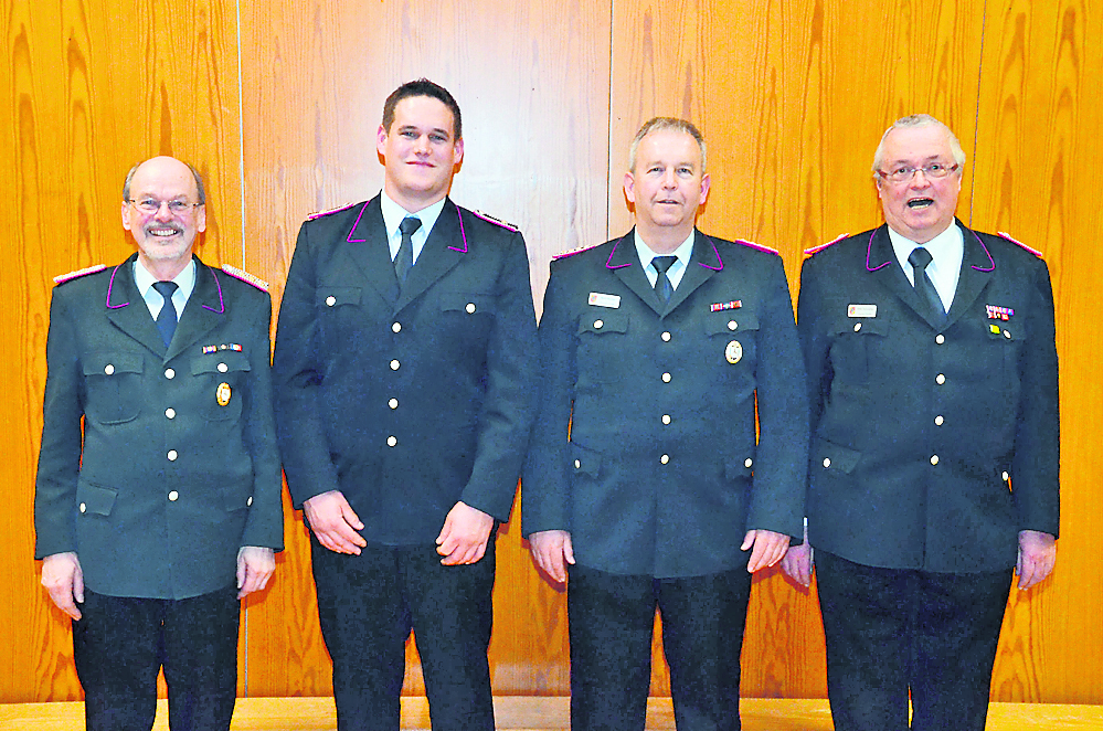 Auf der Versammlung (v. li.): Dieter Mertens, Patrick Putensen, Martin Warncke und Dieter Tschorschke
