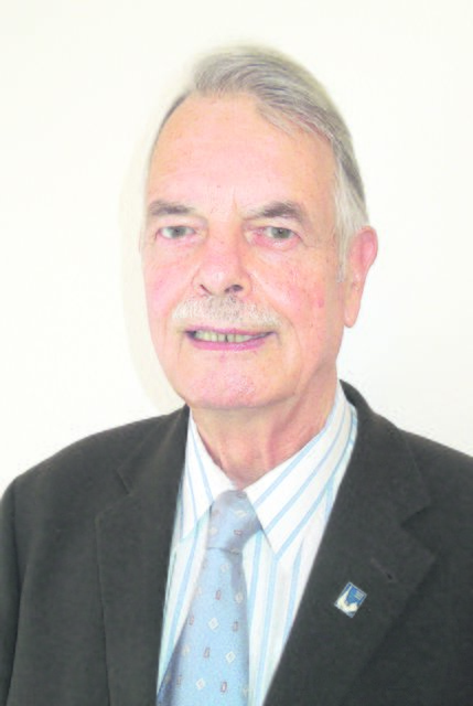 Bernhard Schröder, Ehrenvorsitzender von "Haus & Grund Stade"