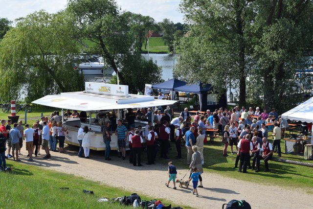 Impressionen: Hafenfest und Tag der Vereine in Tespe