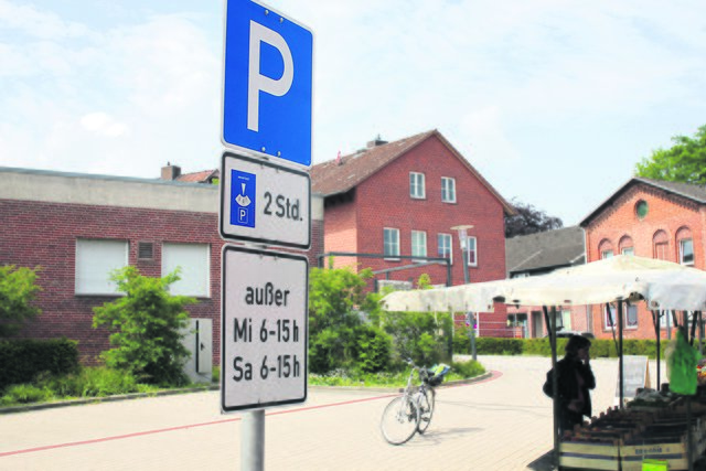 Bis 15 Uhr herrscht Parkverbot auf dem Wochenmarkt-Platz