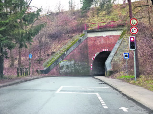 Der einspurige Mühlentunnel soll bis 2023 durch einen zweispurigen Neubau ersetzt werden | Foto: archiv