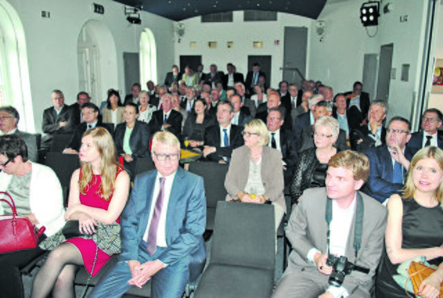 Volles Haus im Kulturforum, um Thomas Müller-Wegert in den Ruhestand zu verabschieden | Foto: tk