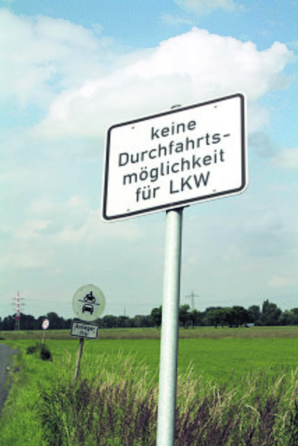 Die Beschilderung der Zufahrtsstraße lässt eigentlich keine Fragen offen