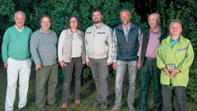 Die übrigen FWH-Kandidaten (v. li.): Ulrich Schöndorf, Udo Kolm, Barbara Dörr, Cord Maack, Horst Frischer, Peter Lange und Heidrun Spangenberg
