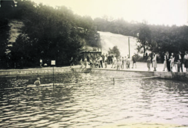 Im Juli 1955 wurde das Freibad eröffnet | Foto: Gemeinde Bendestorf