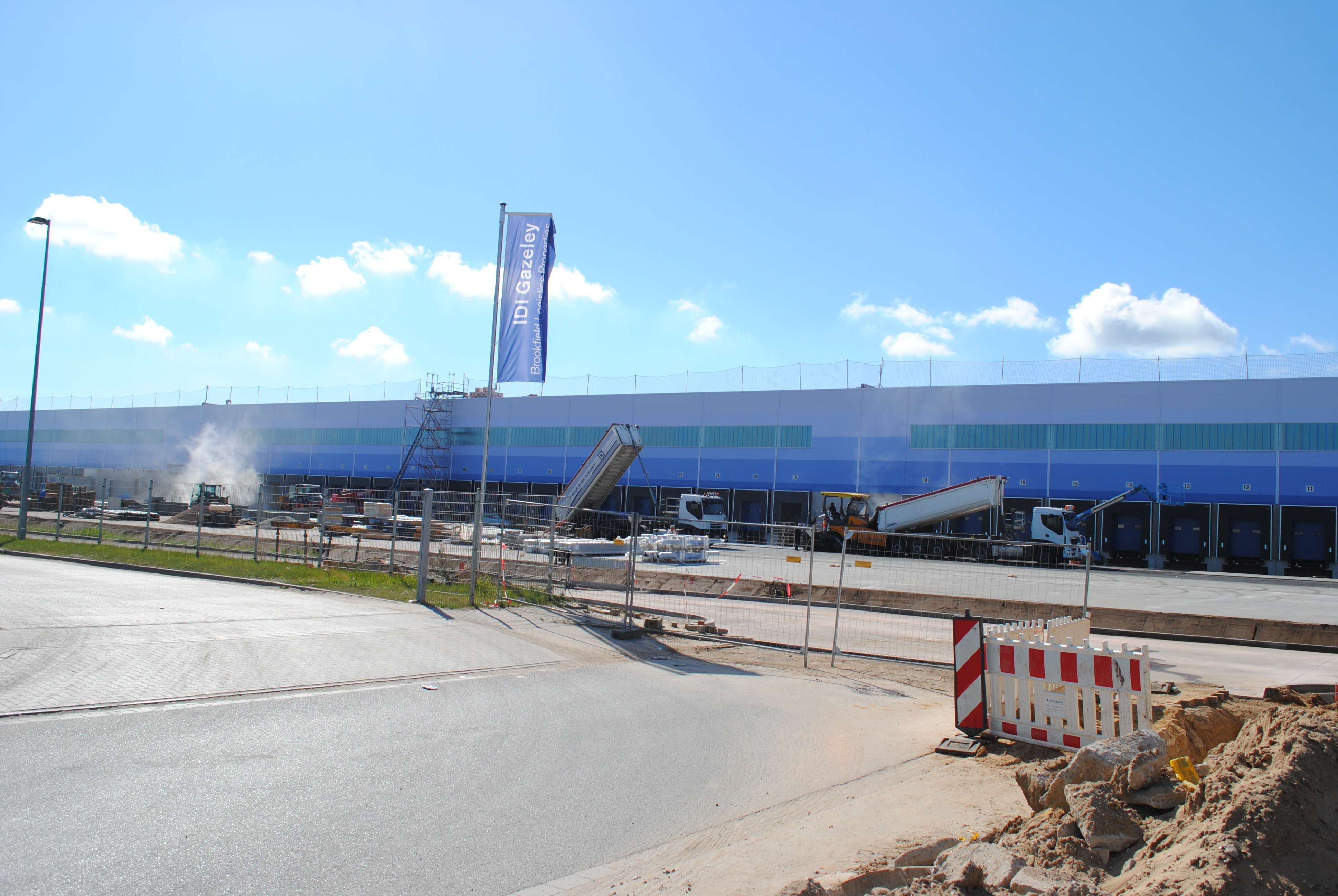 In dieser Halle will Amazon sich niederlassen