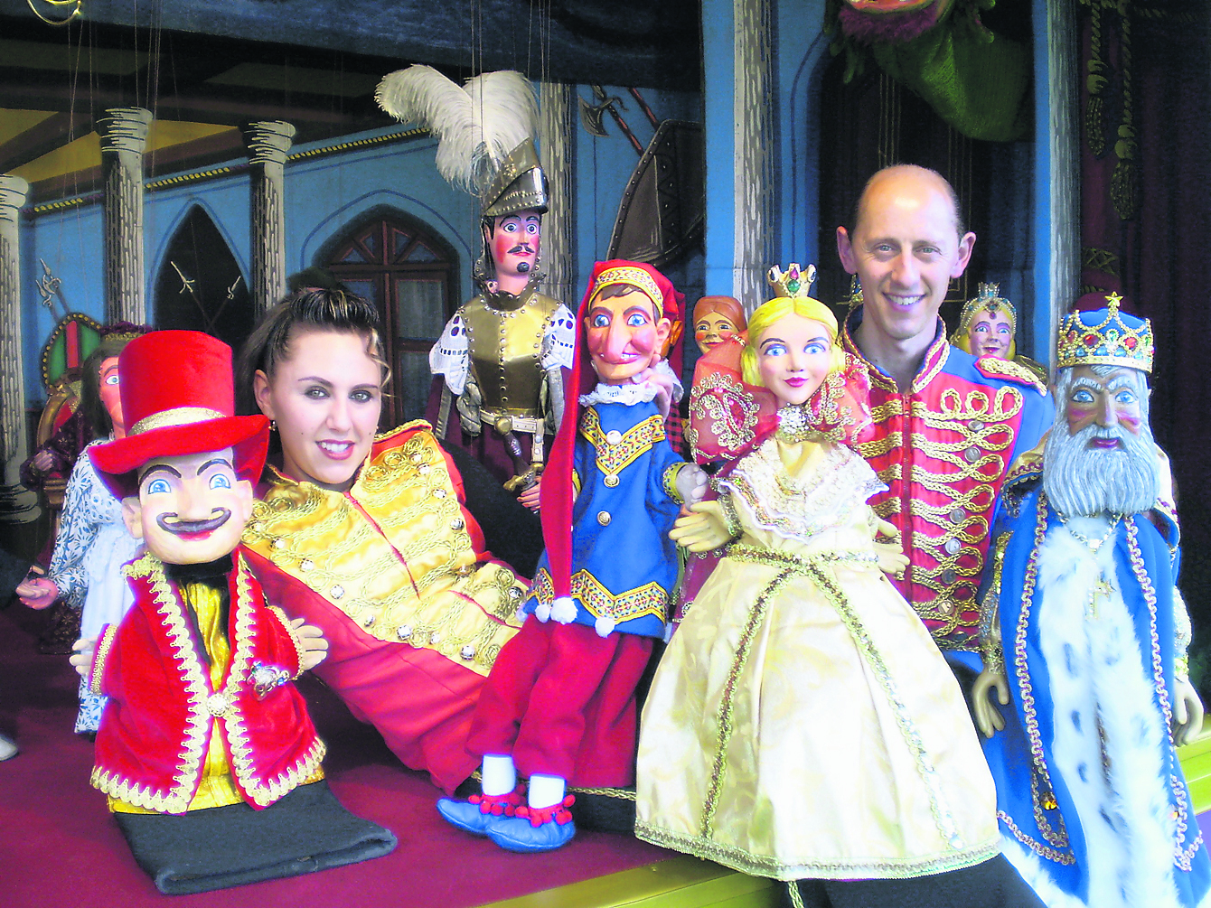 Entführen in die Welt der Fantasie: die Marionettenspieler der Familie Lauenburger