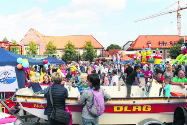 Tausende große und kleine Besucher kamen zum Kindertag auf den Platz "Am Sande"