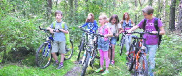 Die Kinder erleben viele Abenteuer
