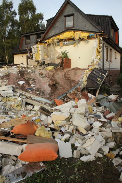 Das Erdgeschoss des Anbaus wurde bereits abgerissen