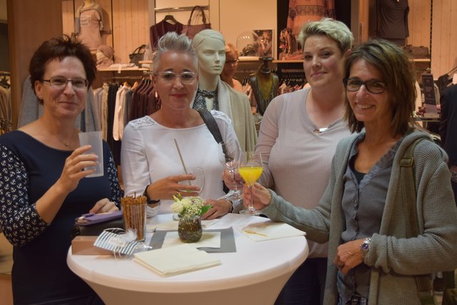 Britta Brinkmann, Sandra Holdorf, Joan Schneemann und Monika Friedrich (v. li.)