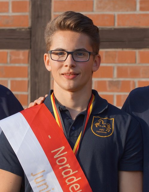 Jonas Just (18) vom PSV Grevelau-Winsen holte den Nordtitel der Einzelvoltigierer