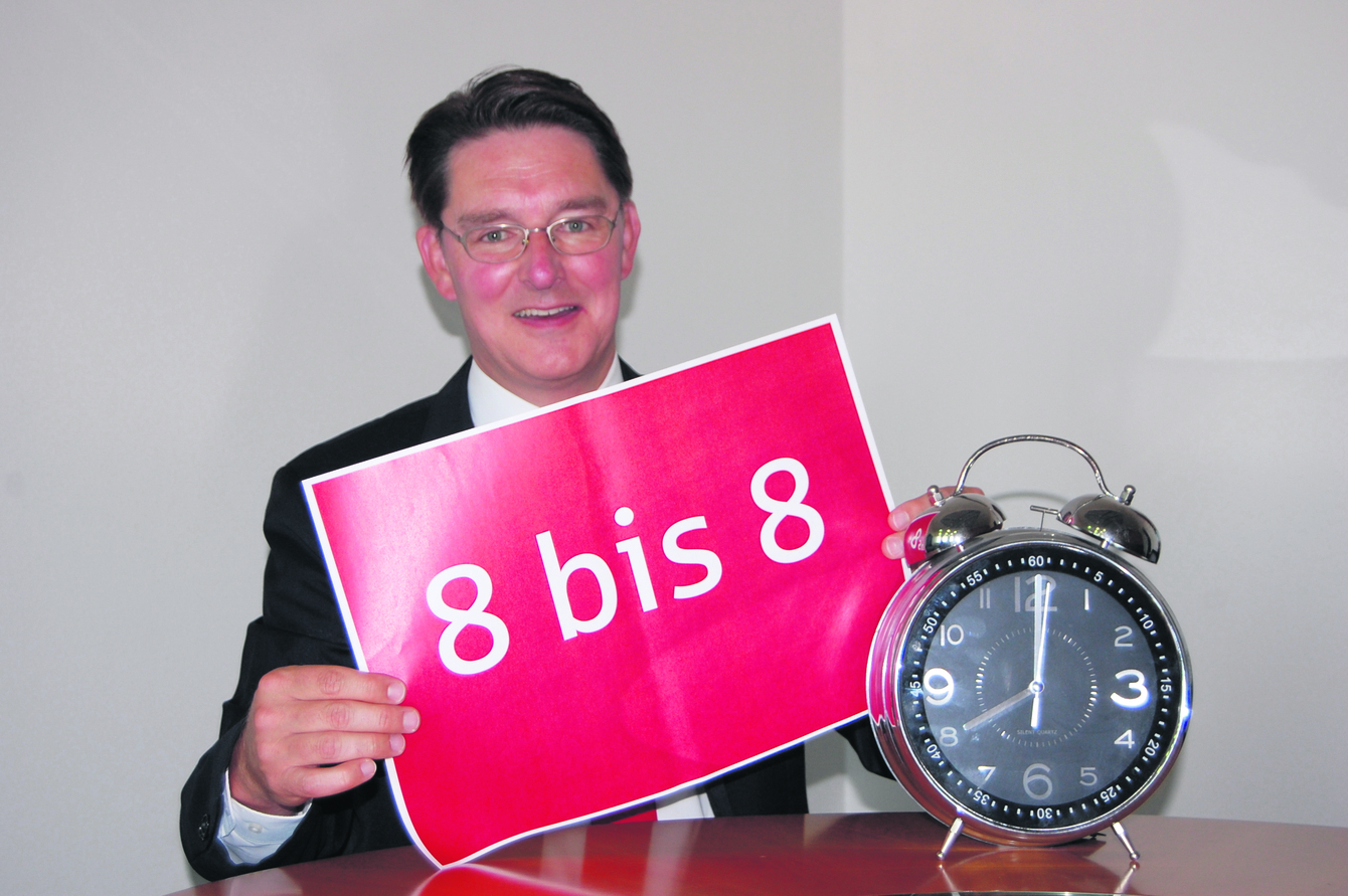 Sparkassen-Vorstand Michael Senf garantiert Beratungsmöglichkeiten von acht bis acht Uhr