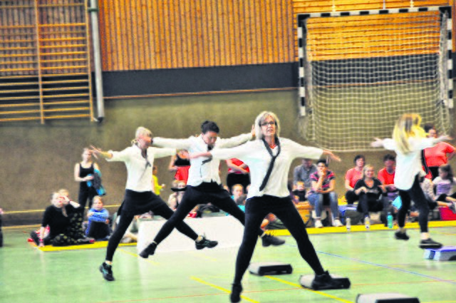 Schwungvoll war auch der Auftritt der Wave Dancer vom TV Welle