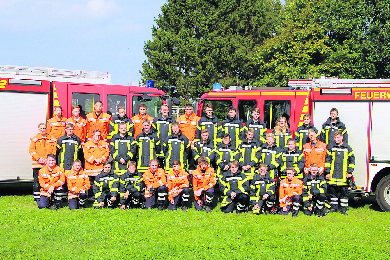 Insgesamt 39 neue Feuerwehrleute unterstützen künftig die Feuerwehren in den Gemeinden Rosengarten und Seevetal