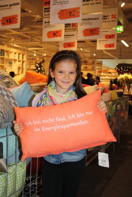 Lejla fand bei Möbelkraft ein cooles Kissen