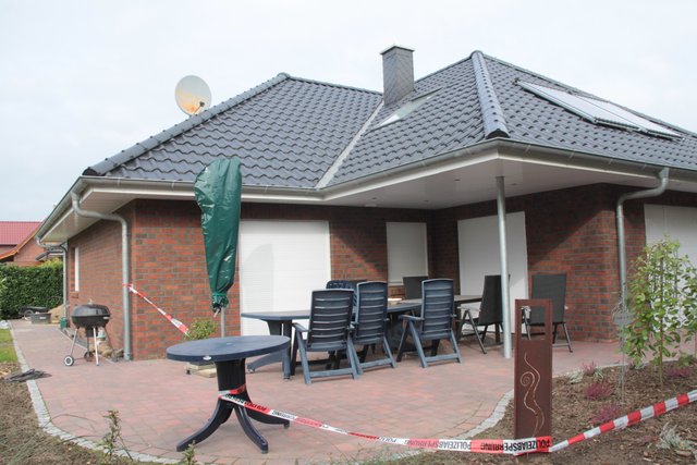 Die Wohnidylle trügt: In dem Winkelbungalow ereignete sich ein tödliches Ehedrama