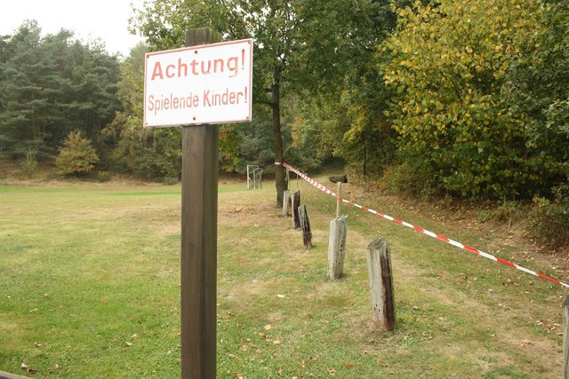 Normalerweise spielen auf dem Areal Kinder