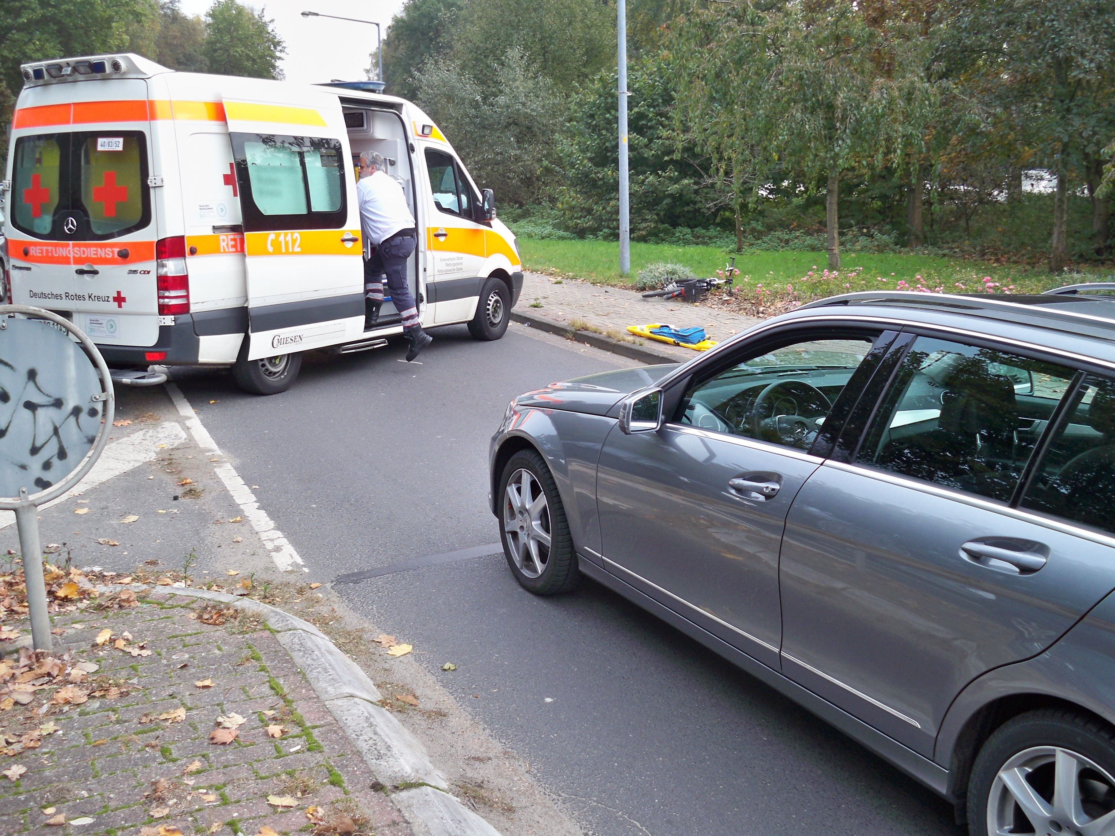 Ein Junge (10) ist bei einem Unfall in Buxtehude schwer verletzt worden