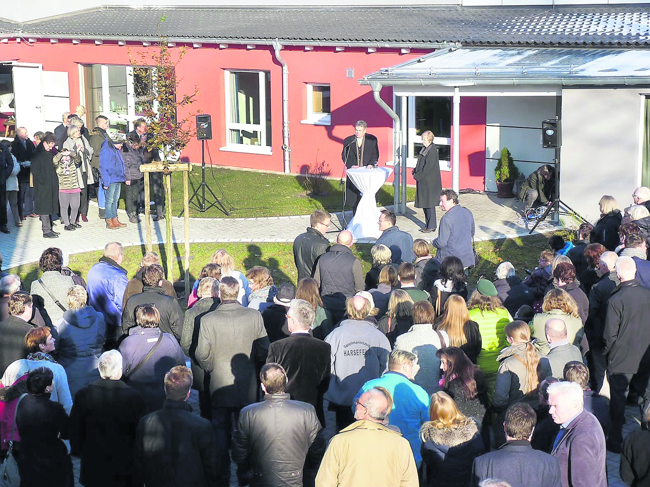 Zahlreiche Gäste kamen zur Einweihung