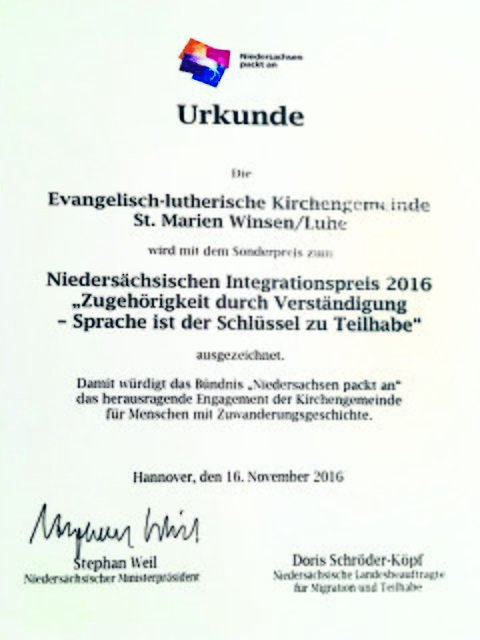"Herausragendes Engament": die Urkunde für die Winsener Initiative