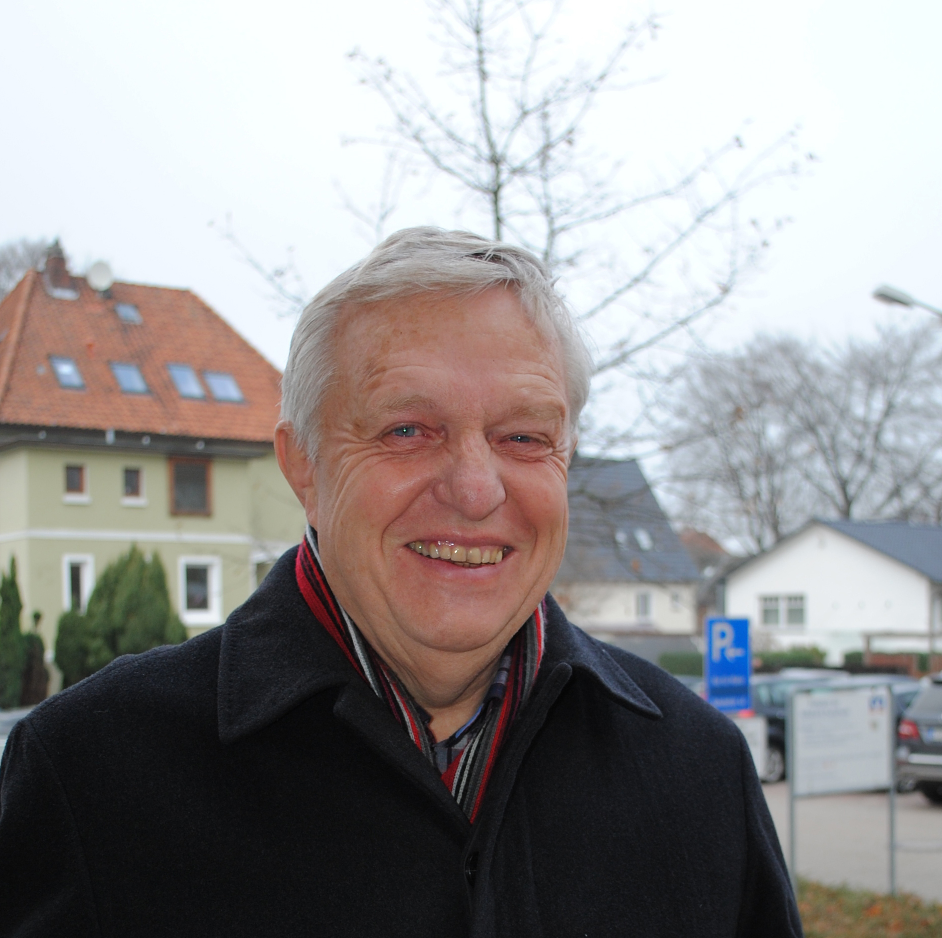 Rund ein dreiviertel Jahr hat Christian Fuhst
an der Ottenser Chronik gearbeitet