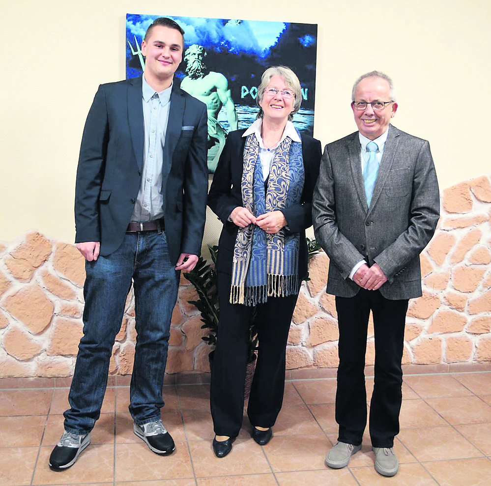 Brigitte Somfleth mit ihren Stellvertretern Dennis Hamann (li.) und Horst Kosin