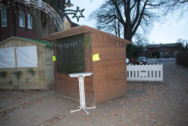Der Betreiber soll ander Apfelpunsch-Bude Fleisch von Galloway-Rindern aus Groß Sterneberg verkauft haben