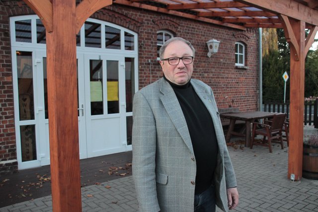 Der frühere Bürgermeister Heinz Düe zog sich aus der Politik zurück