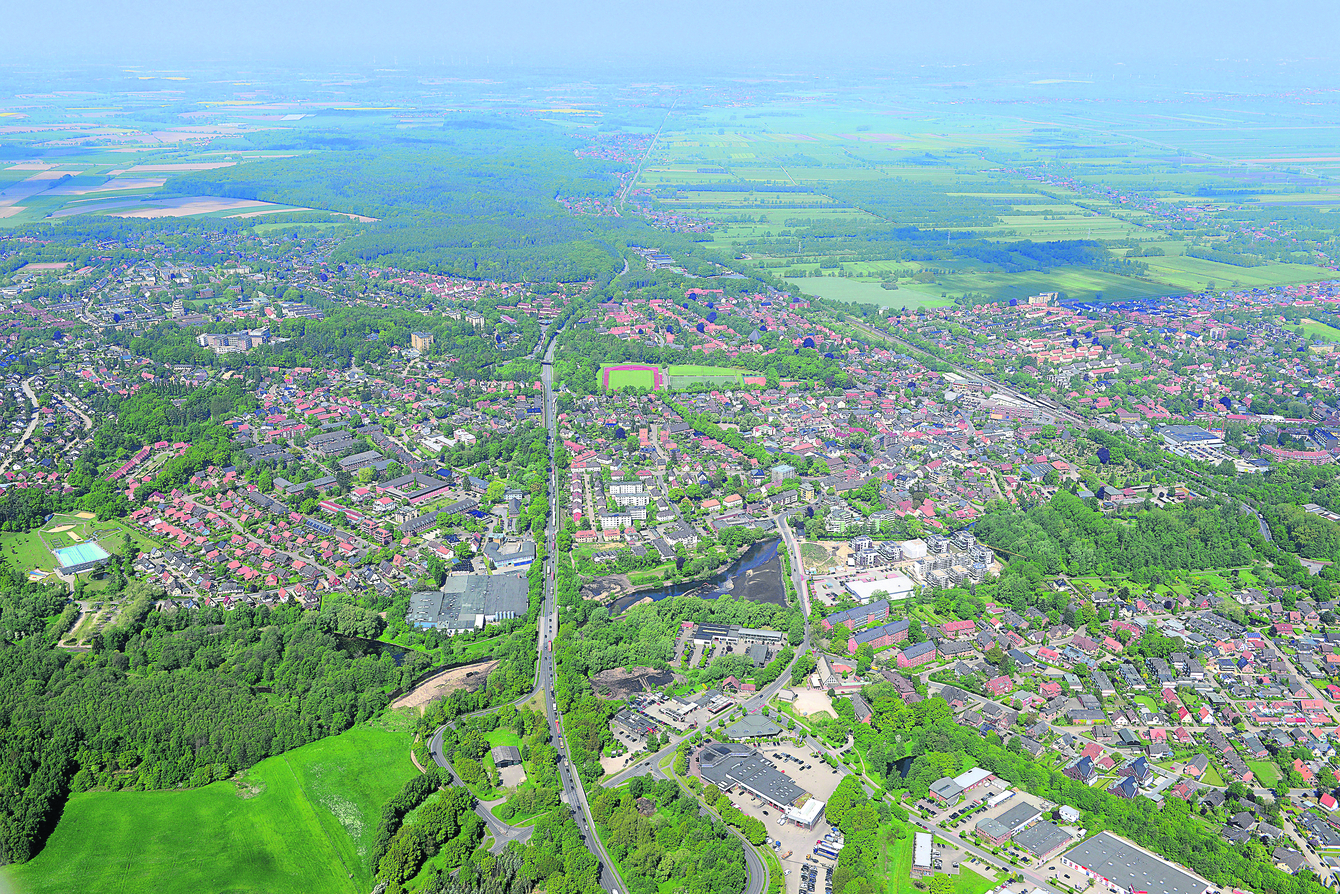 Buxtehude aus der Vogelperspektive: Wenn das neue Baugesetz mit Urbanen Gebieten greift, könnte die innerstädtische Verdichtung für den Wohnungsbau einfacher werden
